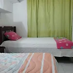 Habitación Privada, En Apartamento compartido solo con la propietaria.